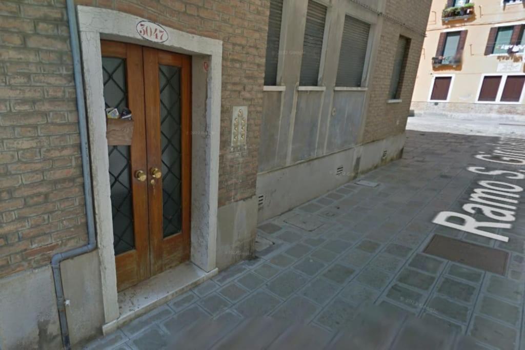 Casa Carla - Comodo Appartamento In Venice Cannaregio - 2 Camere Private Exterior foto